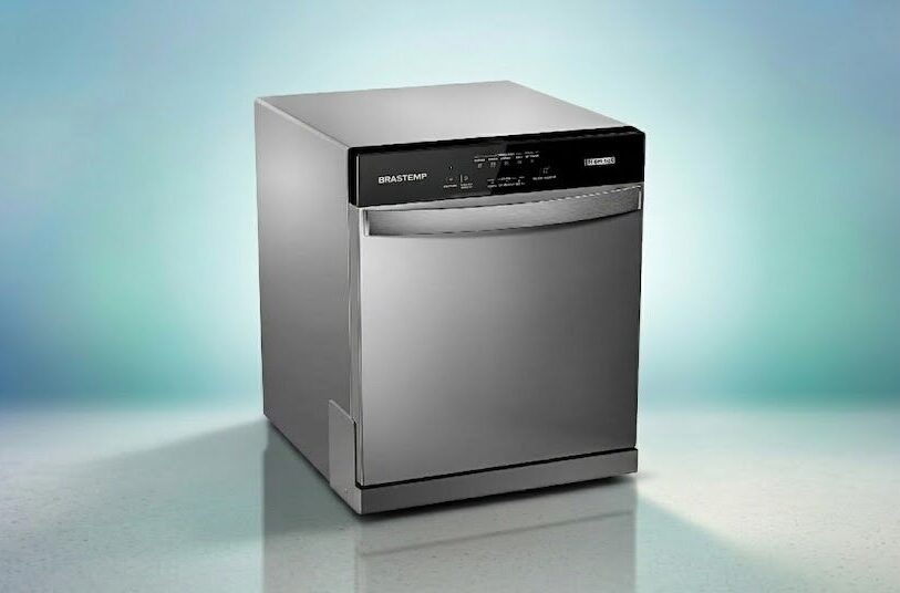 Lava-louças Brastemp BLF08BS 8 serviços compacta em inox com jatos de alta pressão